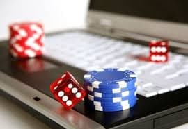 Antarmuka aplikasi slot798 di perangkat Android menampilkan menu utama dengan akses ke permainan kasino dan taruhan olahraga